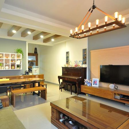 Outstanding B&B T'ai-tung Buitenkant foto