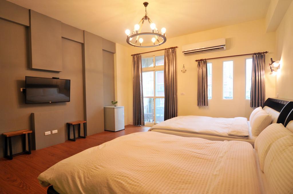 Outstanding B&B T'ai-tung Buitenkant foto